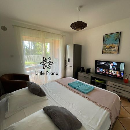 Apartament Little Prana Saint-Gilles Les Bains Zewnętrze zdjęcie