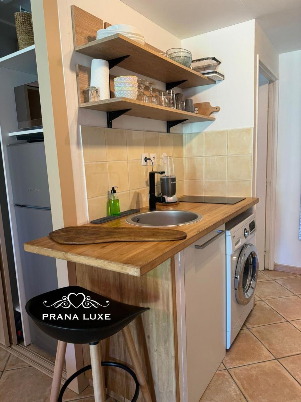 Apartament Little Prana Saint-Gilles Les Bains Zewnętrze zdjęcie